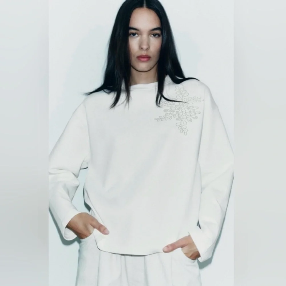 ZARA Ivory Jeweled Sweatshirt | X-Large | Long Sleeve | Sold Out - Picture 4 of 10